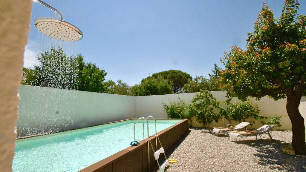 Swimming Pool at B&B Puglia Vista Mare